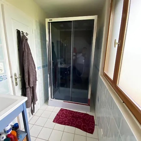홈스테이 Chambres D Pres Du Lac Chavanges